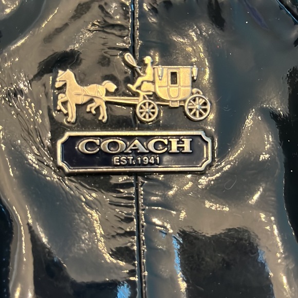 COACH MADISON PATENT SOPHIA SATCHEL - Picture 3 of 9